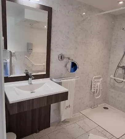 Meurice Hotel 3*