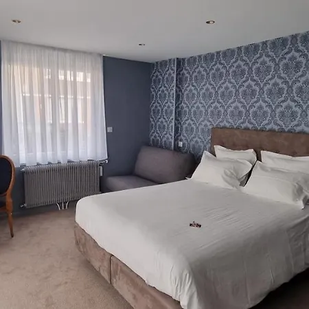Meurice Hotel 3*