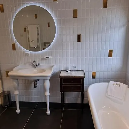Meurice Hotel 3*