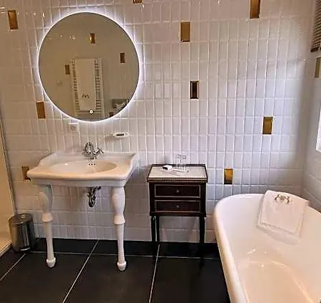 Meurice Szálloda 3*